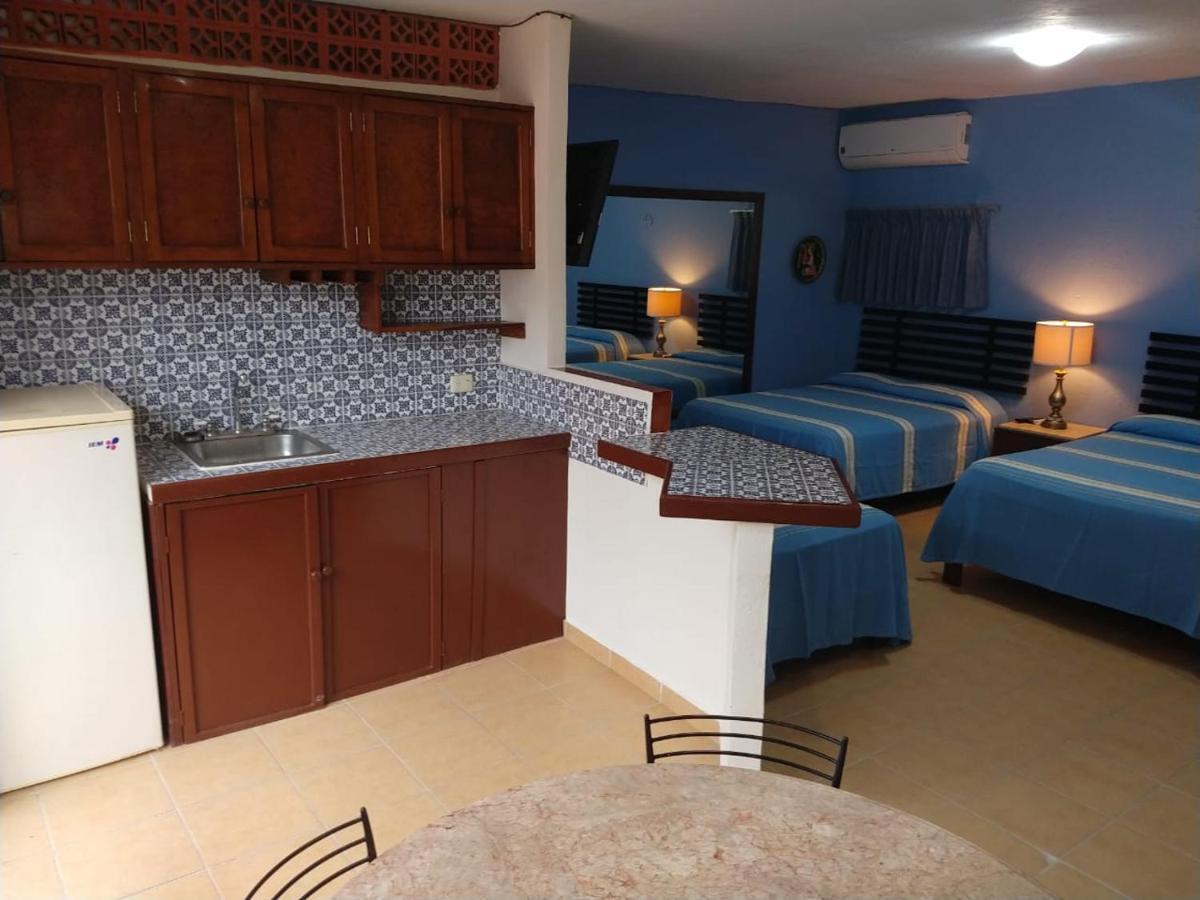 Hotel Pension San Juan Плая-дель-Кармен Экстерьер фото