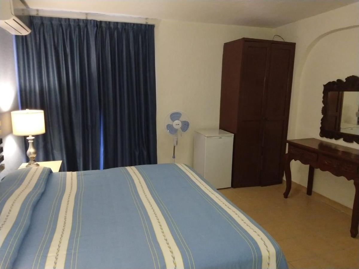 Hotel Pension San Juan Плая-дель-Кармен Экстерьер фото